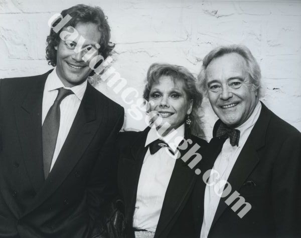 Jack Lemmon with wife and son 1982, NY.jpg
